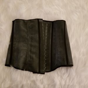 NEW Waist trainer